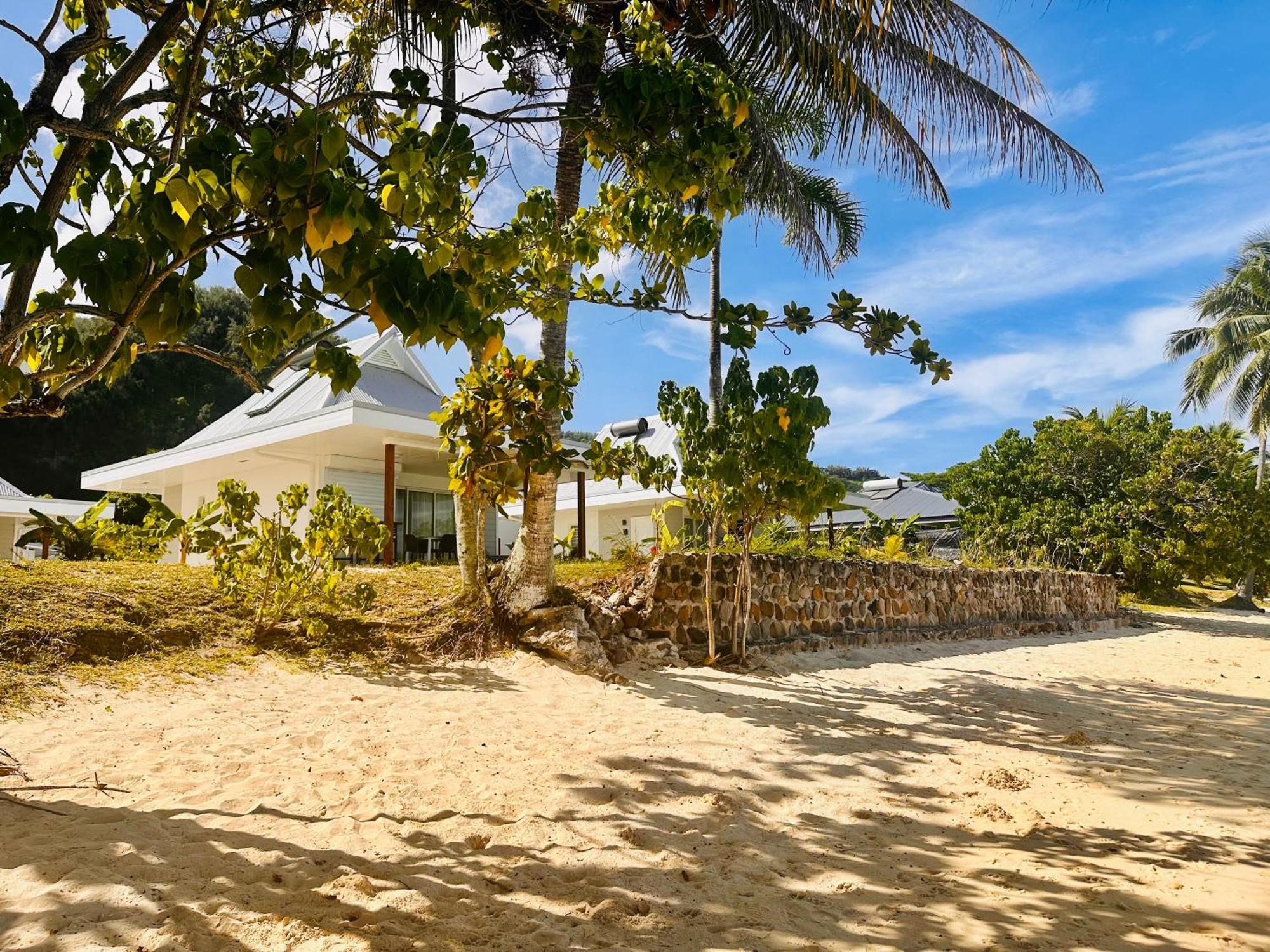 Niu Beach Hotel モーレア島 エクステリア 写真