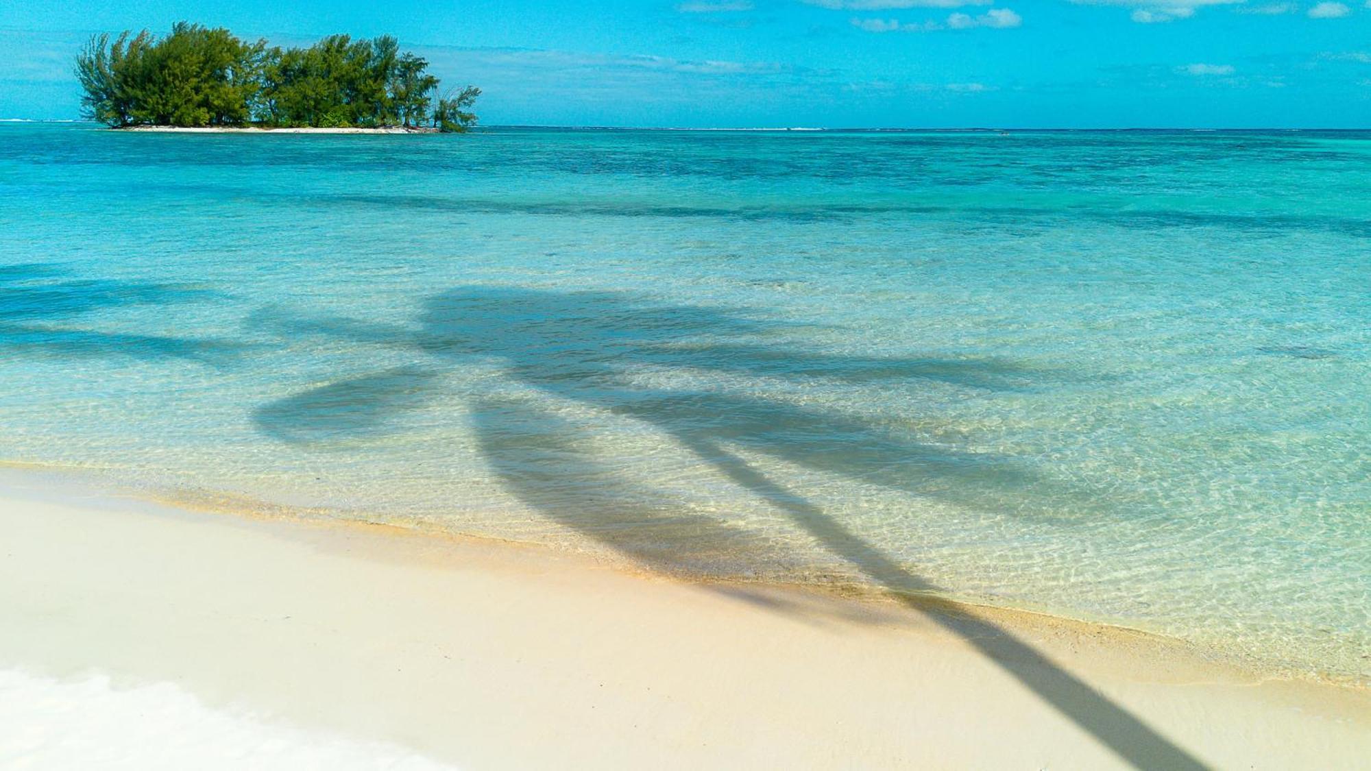Niu Beach Hotel モーレア島 エクステリア 写真
