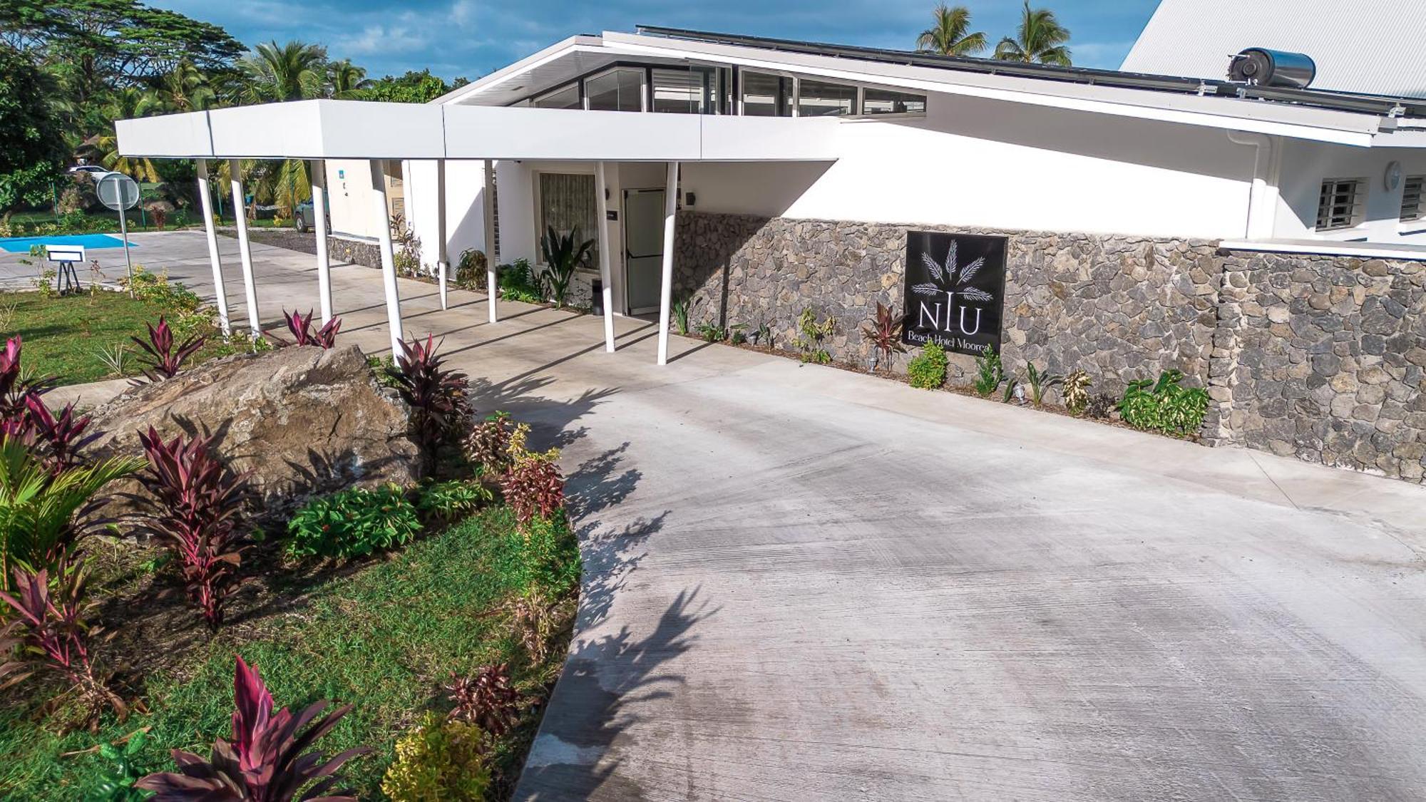 Niu Beach Hotel モーレア島 エクステリア 写真