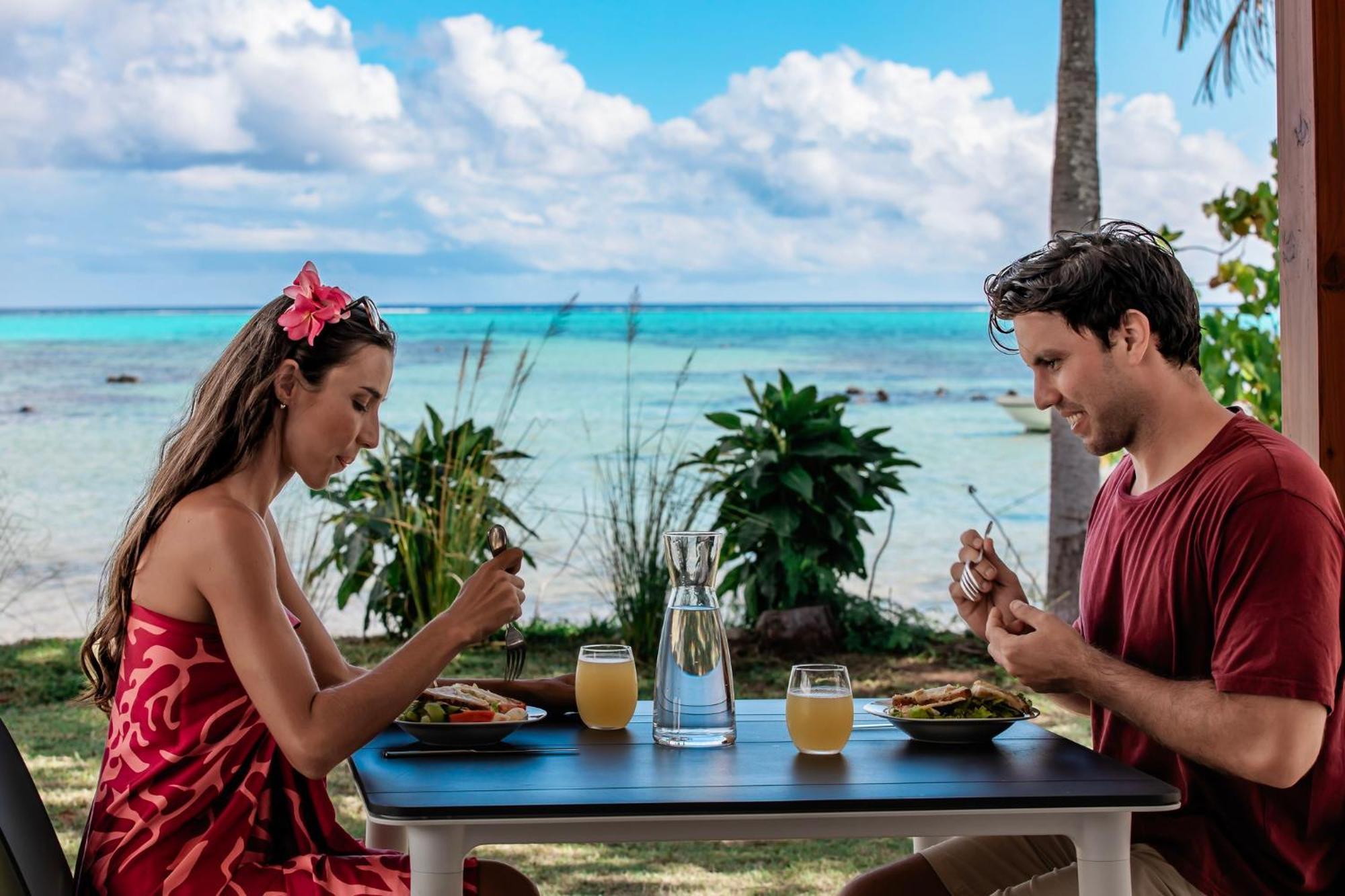 Niu Beach Hotel モーレア島 エクステリア 写真
